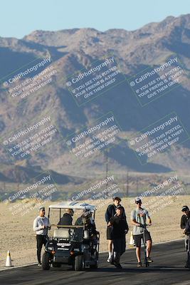 media/Oct-30-2025-Racers Edge (Thu) [[dabbdaf680]]/1-Around the Pits- Track Walk/